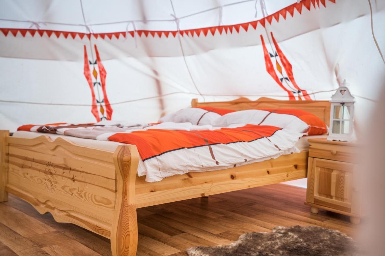 Ranc Pod Ostrou Skalou Guest House Stratená Екстериор снимка