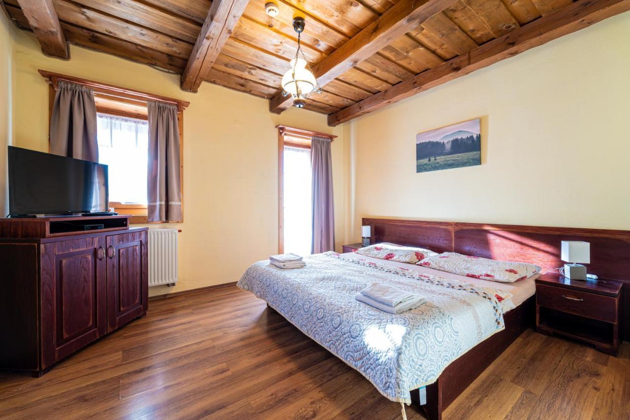 Ranc Pod Ostrou Skalou Guest House Stratená Екстериор снимка