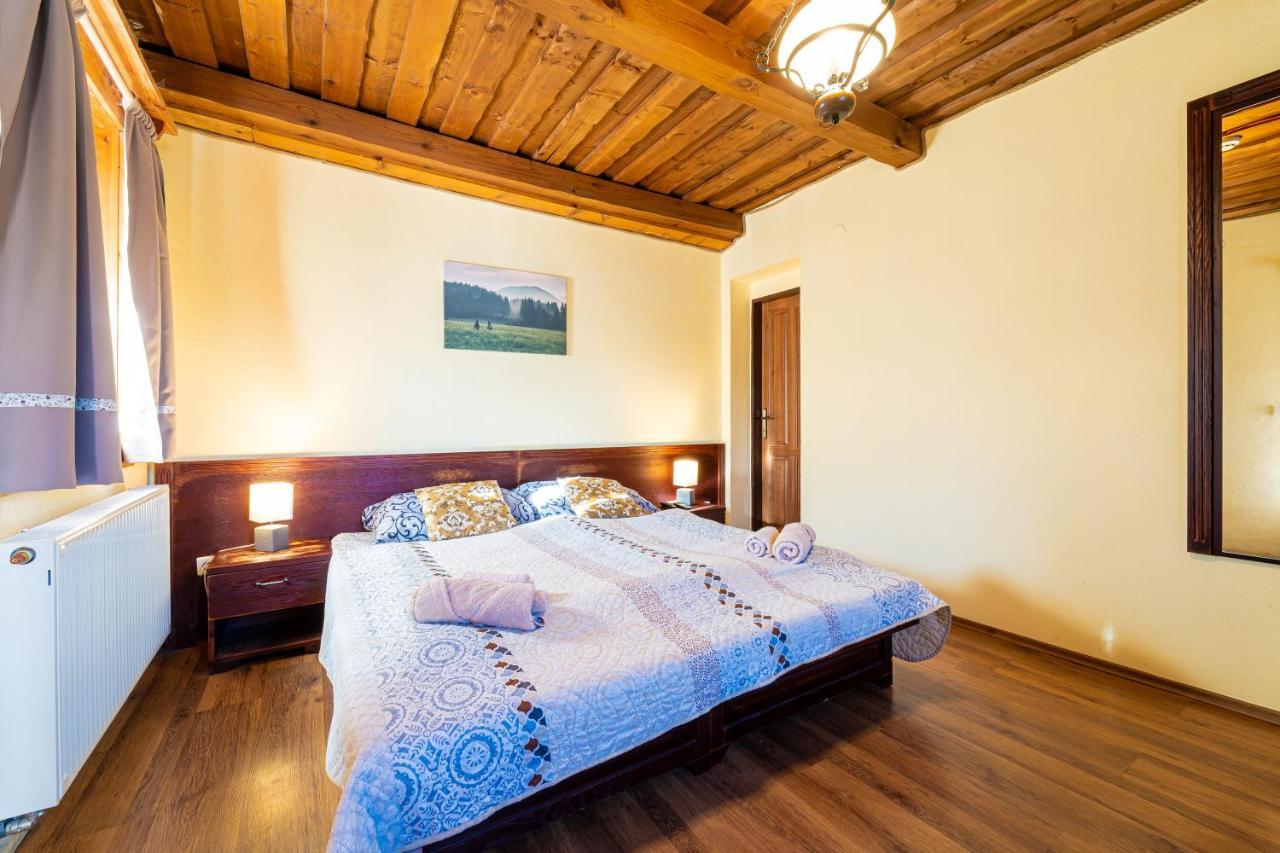 Ranc Pod Ostrou Skalou Guest House Stratená Екстериор снимка