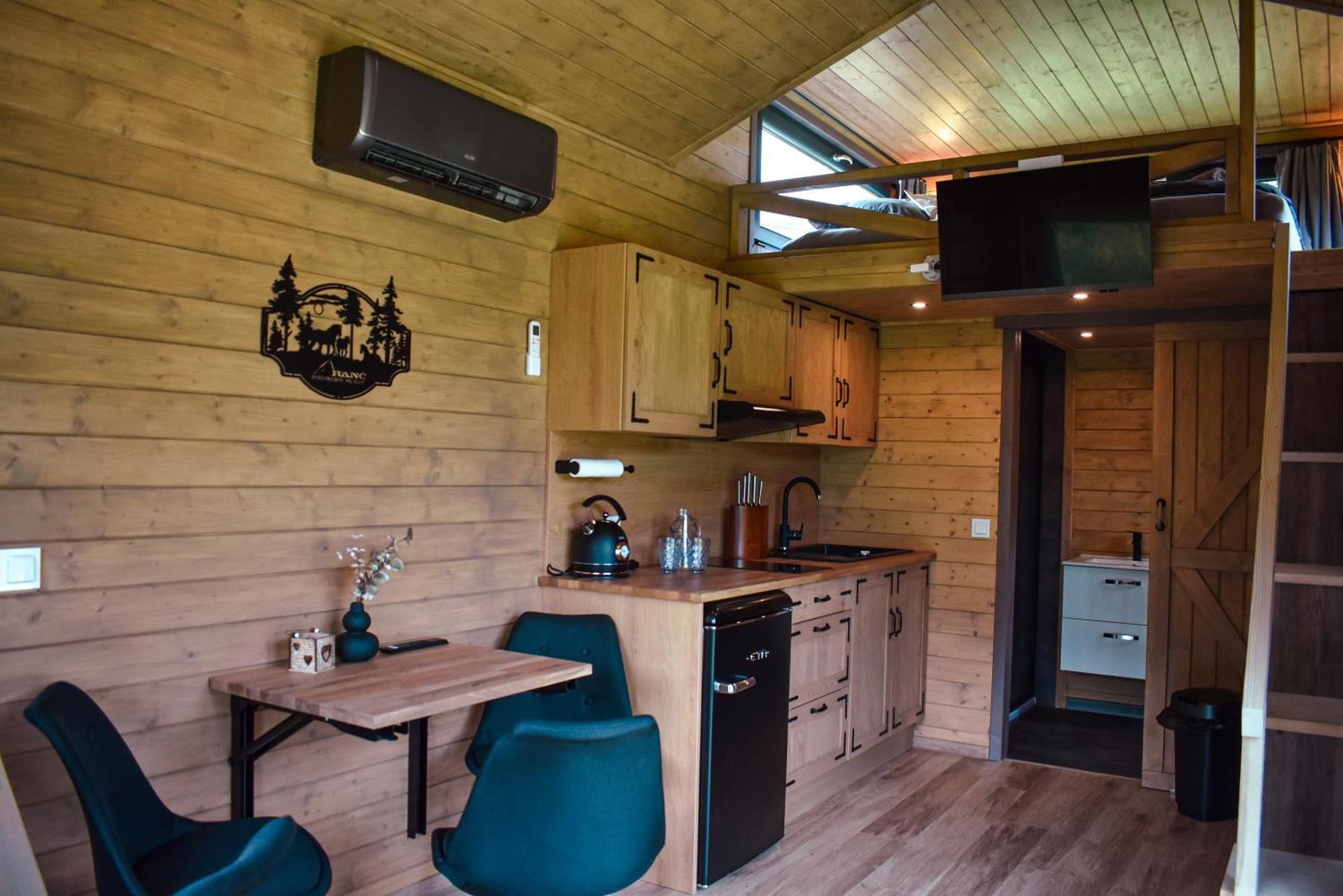 Ranc Pod Ostrou Skalou Guest House Stratená Екстериор снимка