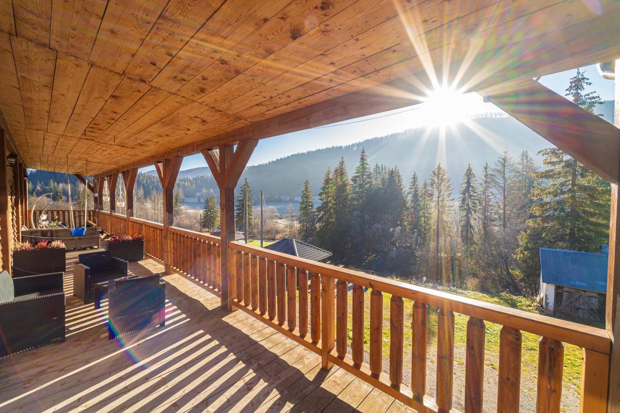 Ranc Pod Ostrou Skalou Guest House Stratená Екстериор снимка