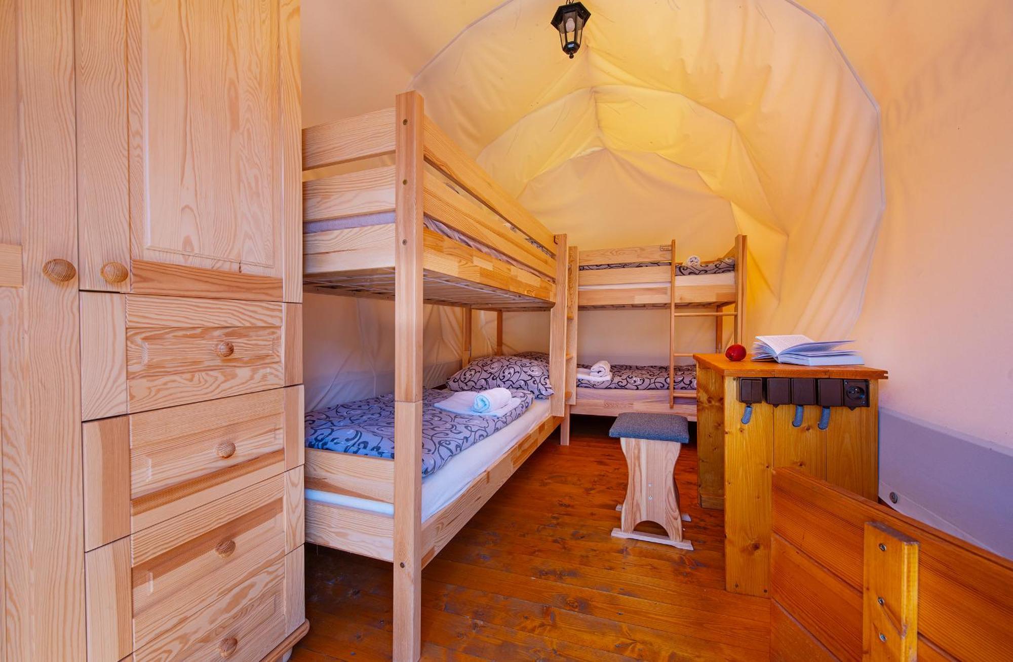 Ranc Pod Ostrou Skalou Guest House Stratená Екстериор снимка