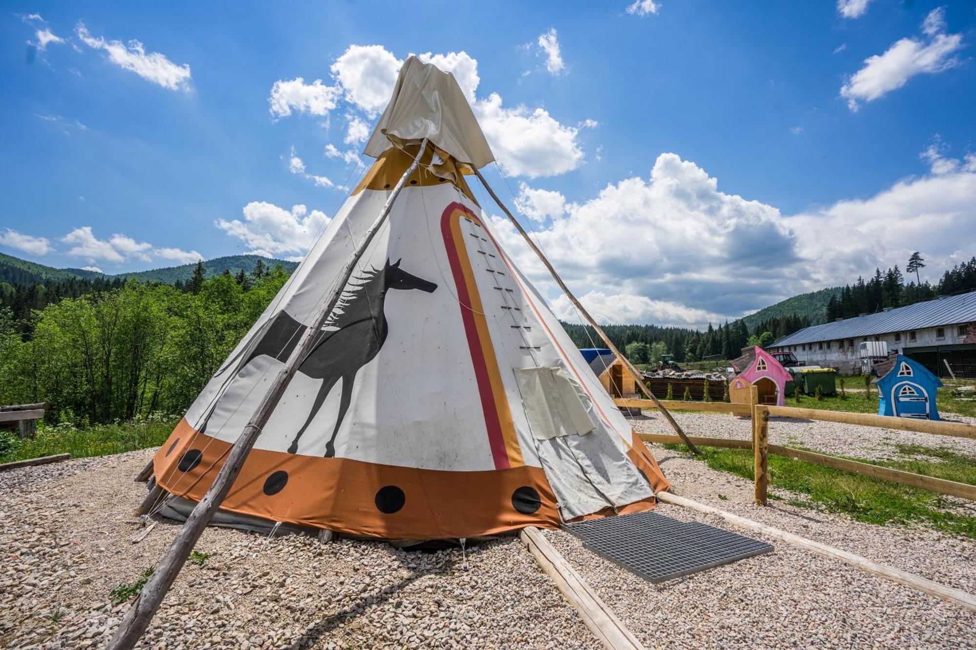 Ranc Pod Ostrou Skalou Guest House Stratená Екстериор снимка